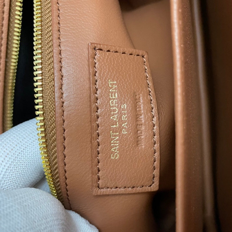 Amelia - YSL Bag - 3819
