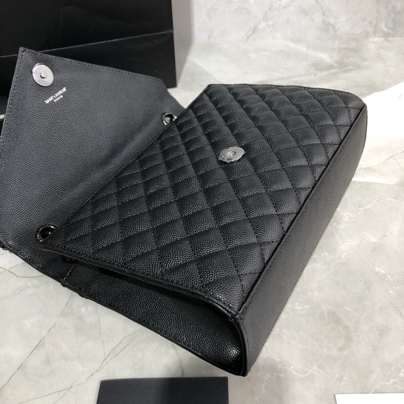 Amelia - YSL Bag - 4040