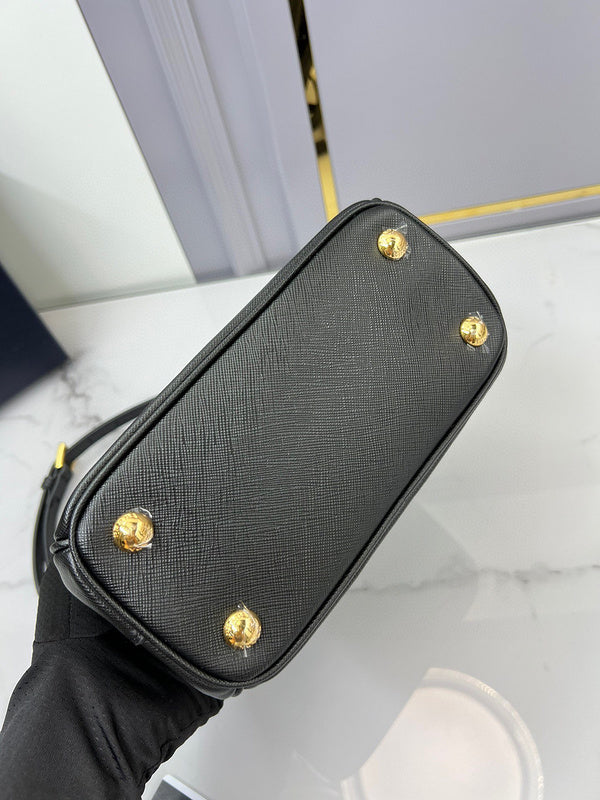 Amelia- PRDA  LUXURY BAGS - 819