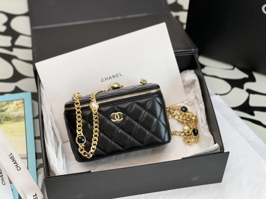 CHL - Vanity With Chain Black For Women Bags 6.2in/16cm