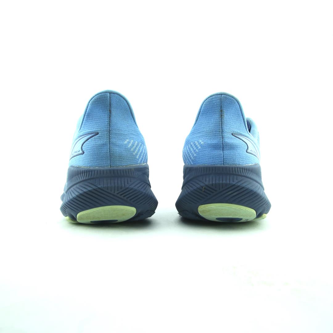 ALTRA EXPERIENCE FLOW