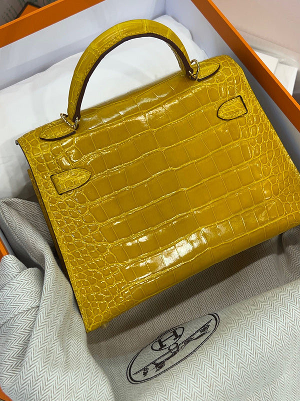 Amelia - HMS Bags - 1430