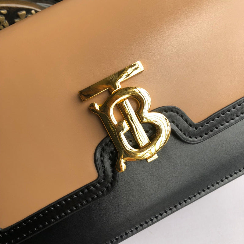Burberry Bags - Bagsattire   737