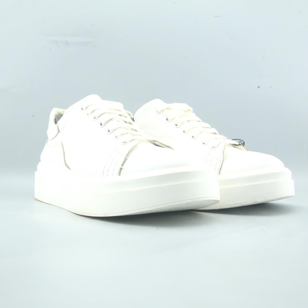 ZARA. .