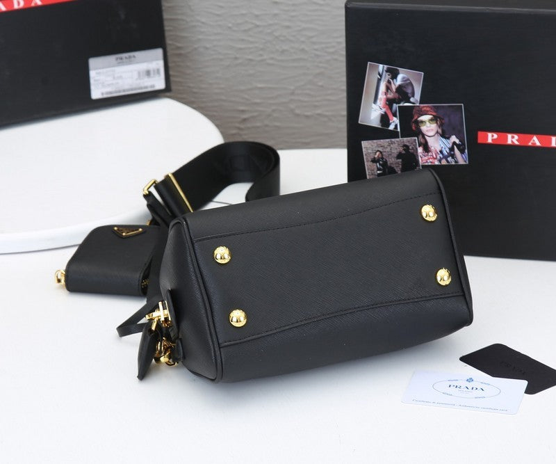 Barnes-Bags - Prada Bags - 833