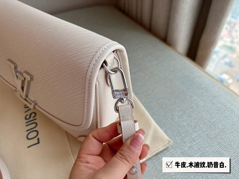 Amelia - LV Bags - 14936