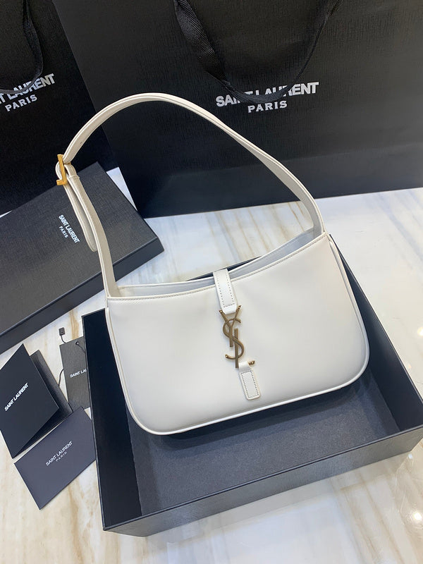 Amelia - YSL Bag - 2383