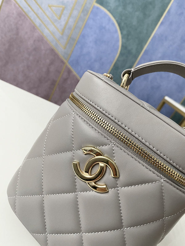 Amelia - CHL Bags - 1960