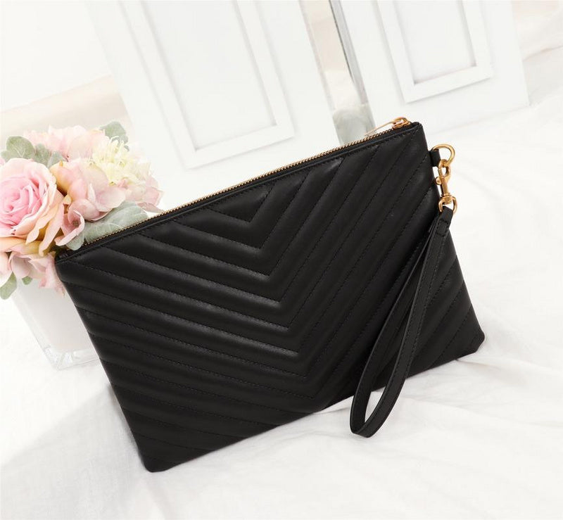 Amelia - YSL Bag - 2591