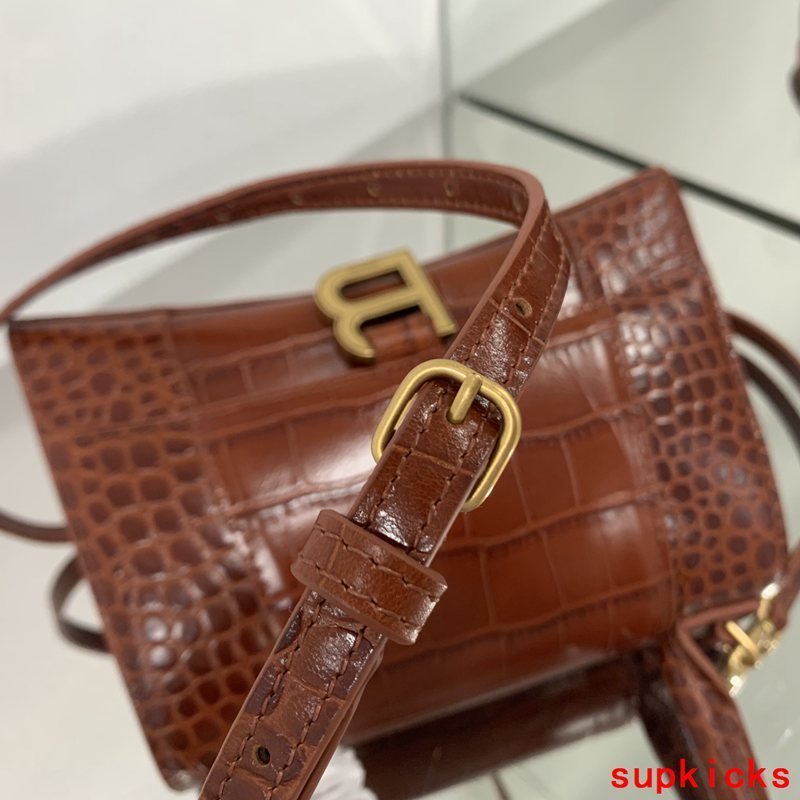 Amelia- BG Hourglass Bags - 148