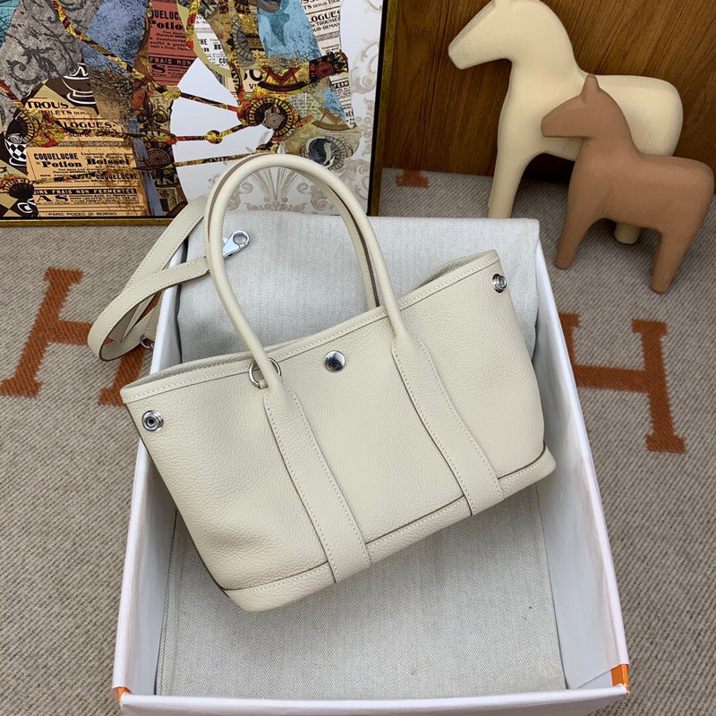 Amelia - HMS Bags - 1713