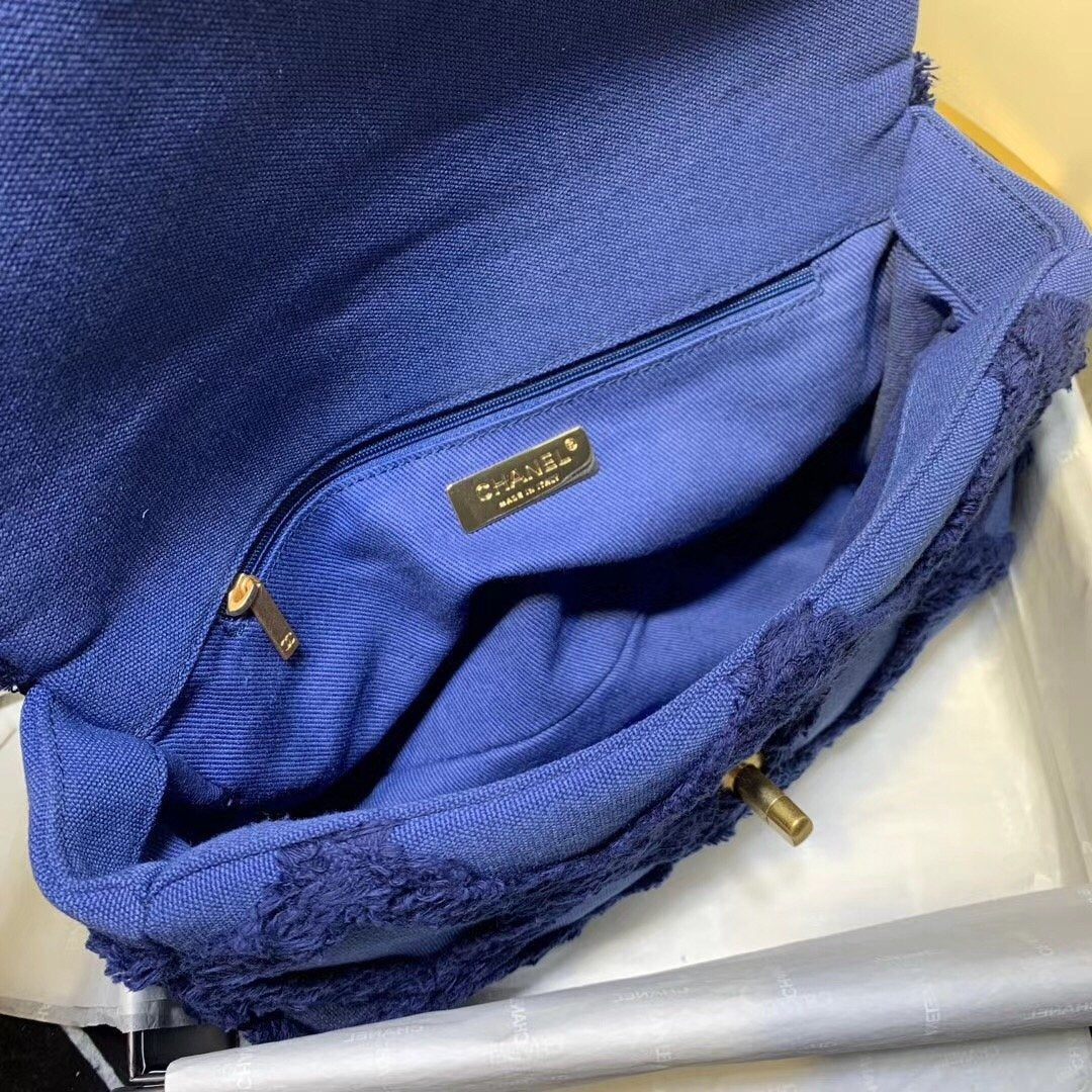 CHANEL 19 Flap Bag