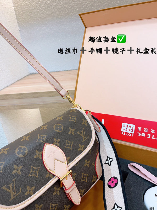 Amelia - LV Bags - 14595