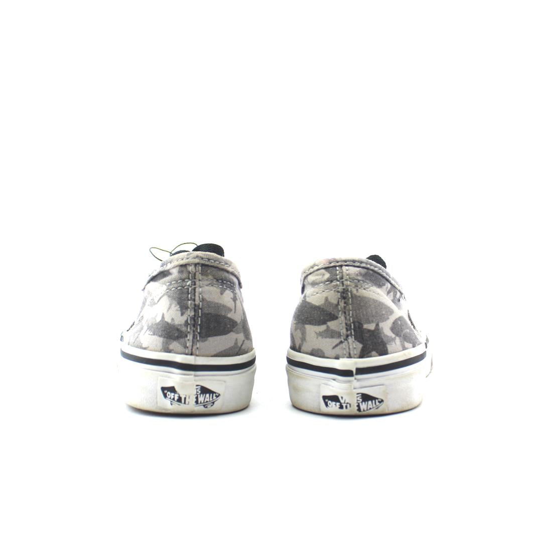 VANS AUTHENTIC