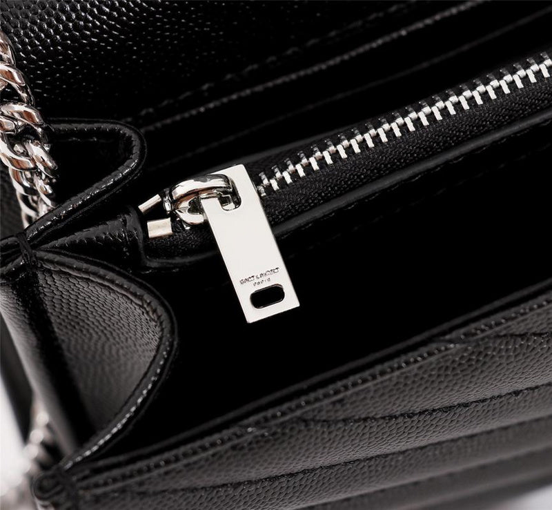Amelia - YSL Bag - 2564