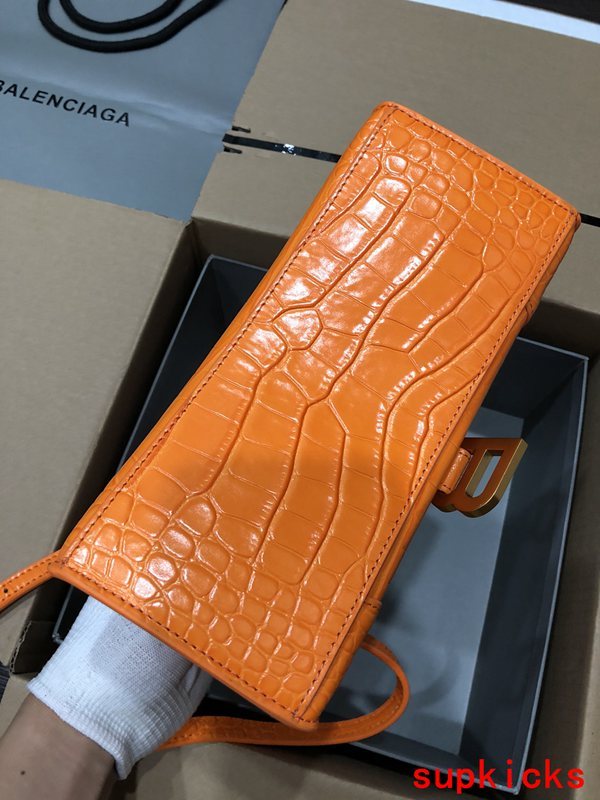 Amelia- BG Hourglass Bags - 121