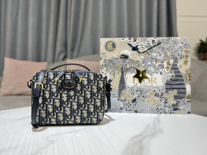Amelia- DYOR BAGS - DESIGNER HANDBAGS  - 2027