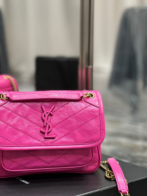 Amelia - YSL Bag - 1964