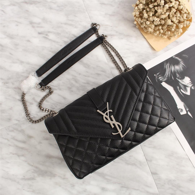 Amelia - YSL Bag - 2819