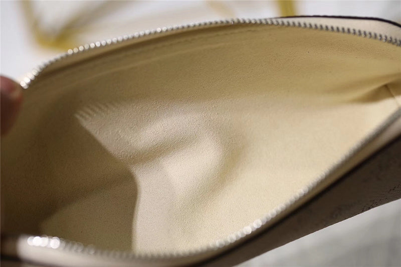 Fan Fashion Lu-Vi bags - 9227