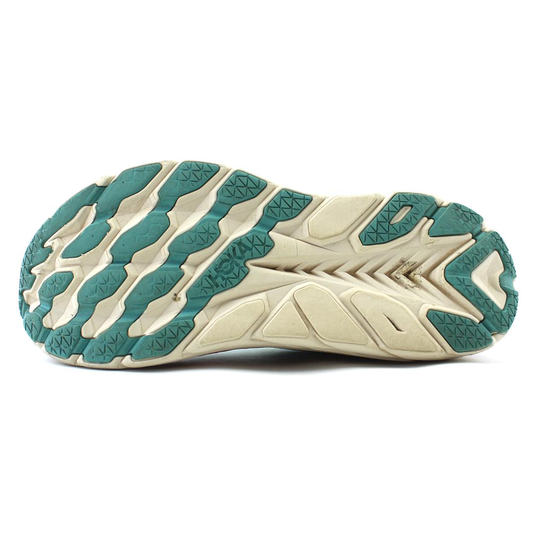 HOKA ONE ONE CLIFTON 8