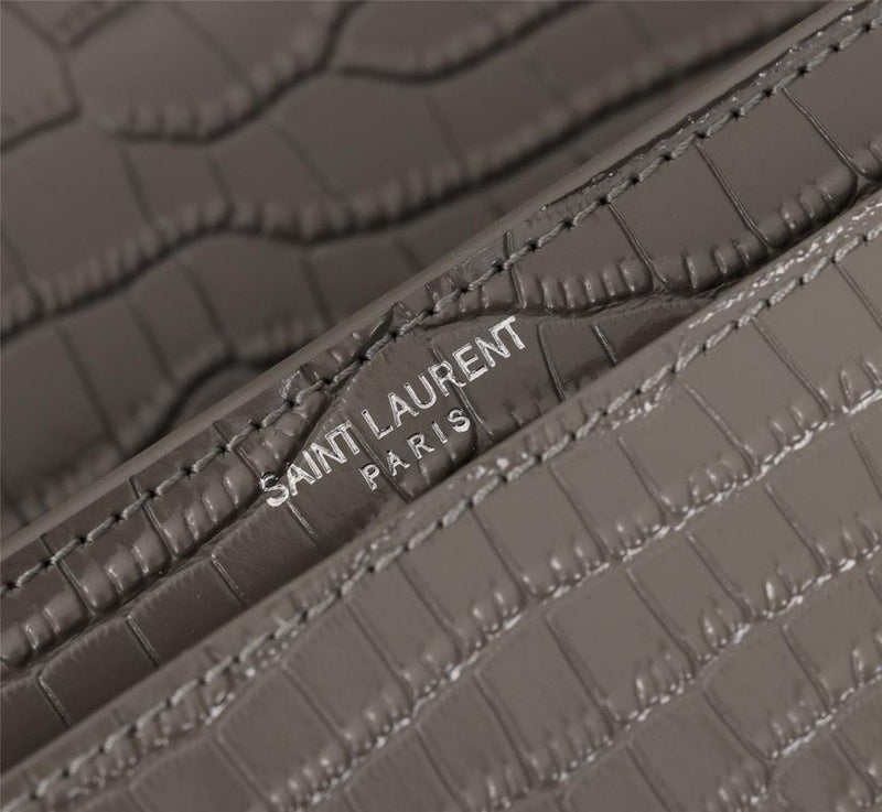 Amelia - YSL Bag - 2541