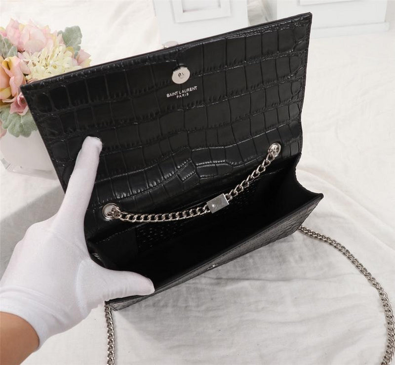 Amelia - YSL Bag - 2604