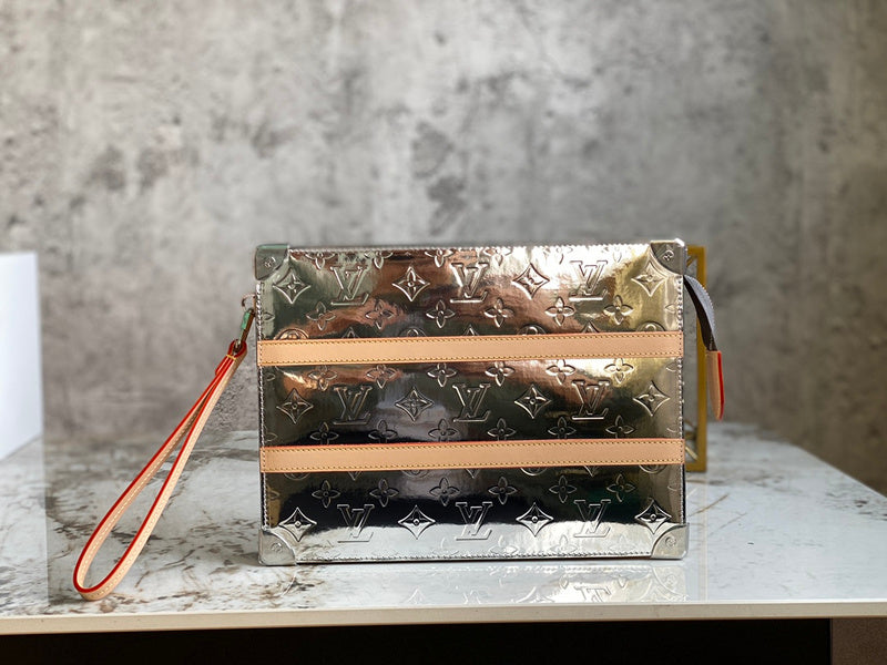 Fan Fashion Lu-Vi bags - 17276
