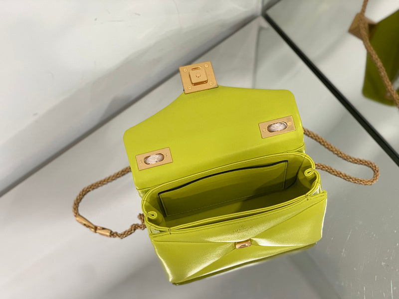 Amelia's Bag Gallery - VEL Bags - 512
