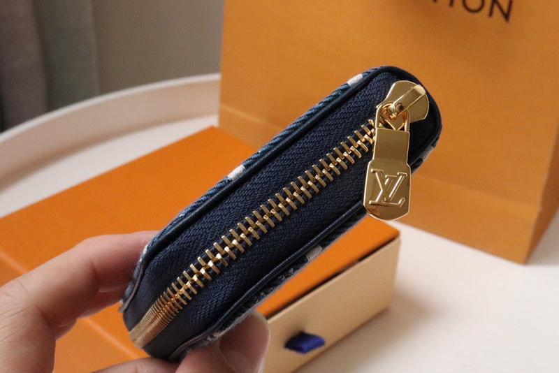 Amelia- LOV  Luxury  Wallets - 607