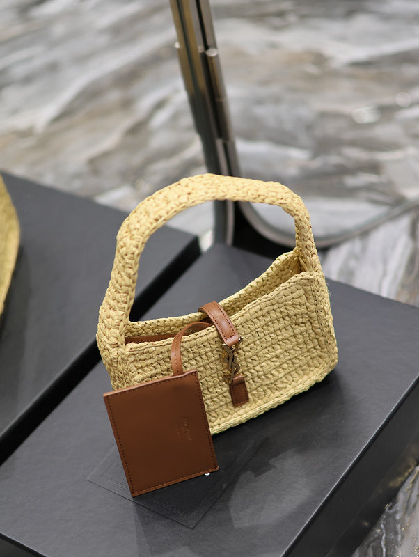 Amelia - YSL Bag - 1829