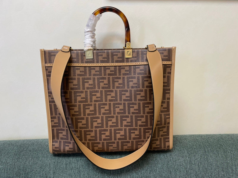 Amelia's Bag Gallery - VAR Bags - 227
