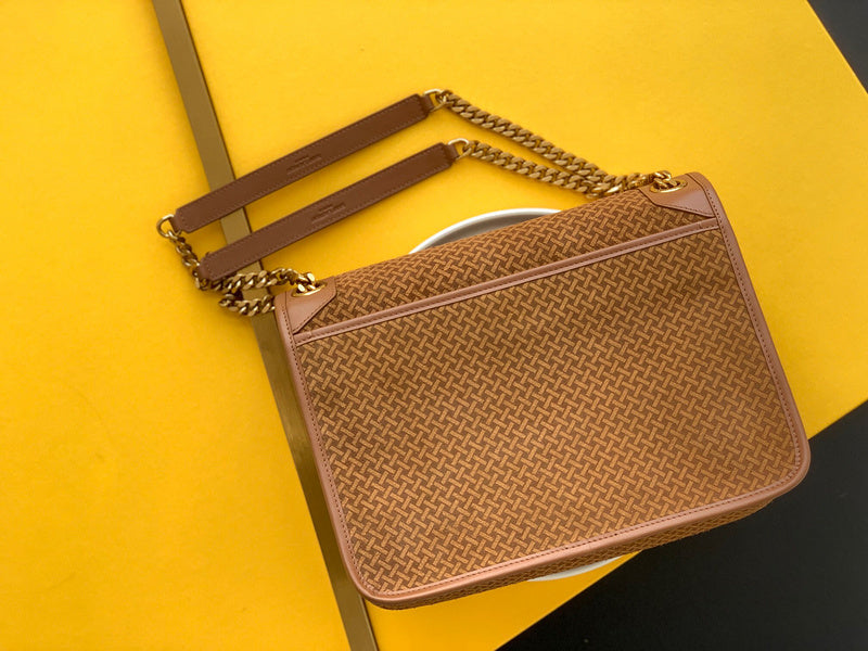 Amelia - YSL Bag - 3614