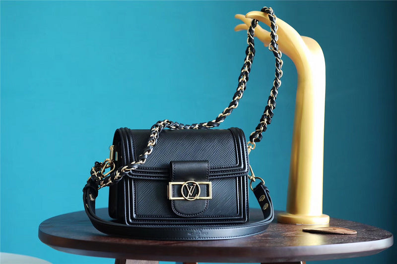 Fan Fashion Lu-Vi bags - 8115