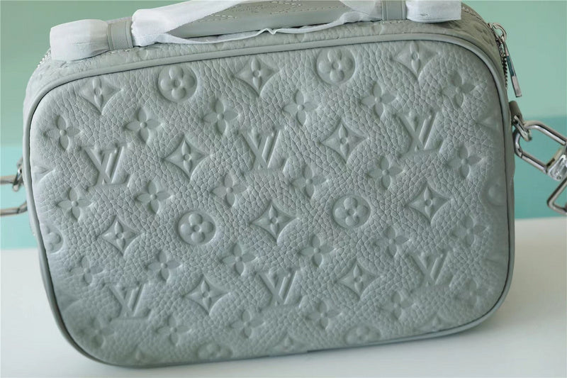 Fan Fashion Lu-Vi bags - 9909