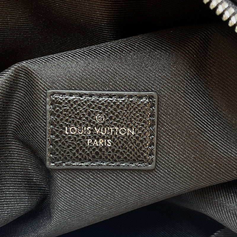 Fan Fashion Lu-Vi bags - 9580