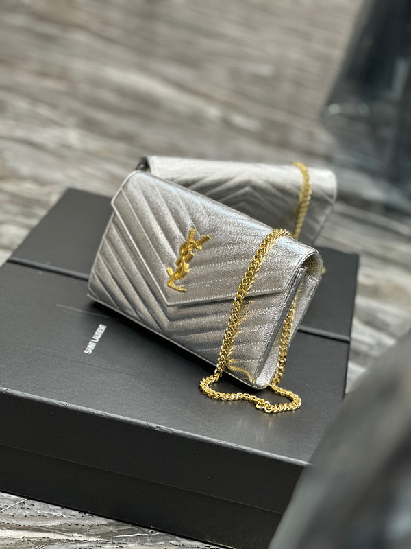 Amelia - YSL Bag - 1920