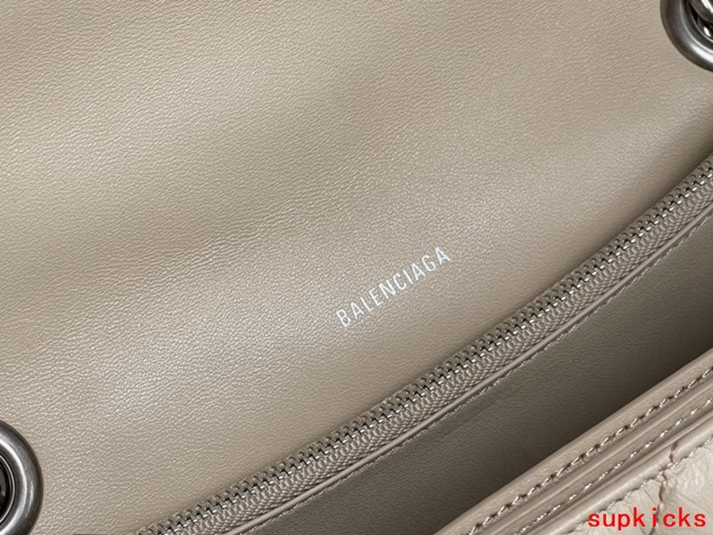 Amelia- BG Hourglass Bags - 001