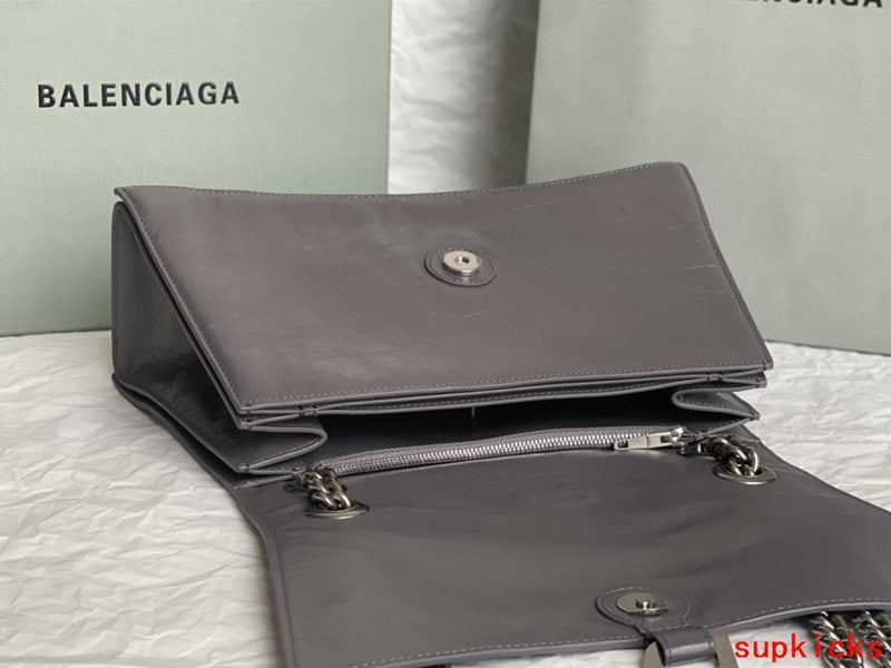 Amelia- BG Hourglass Bags - 015