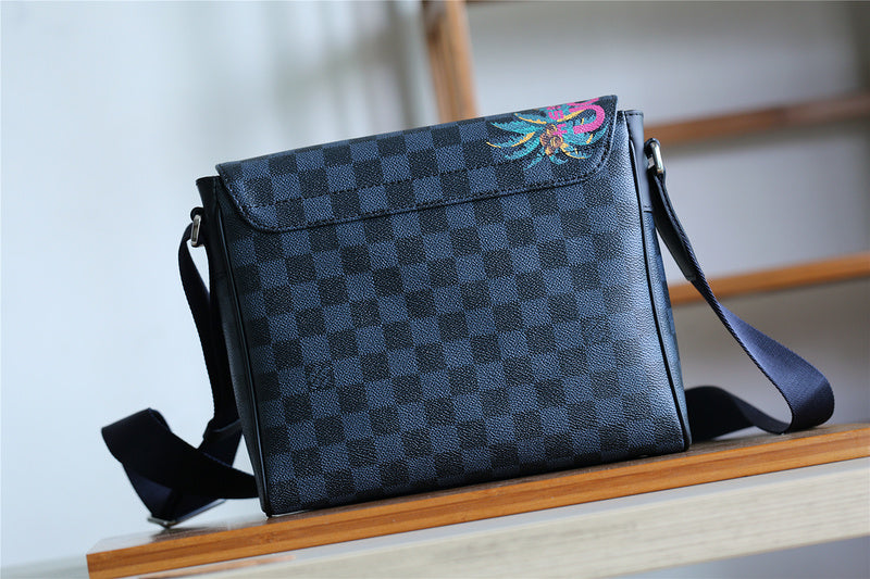 Fan Fashion Lu-Vi bags - 10412