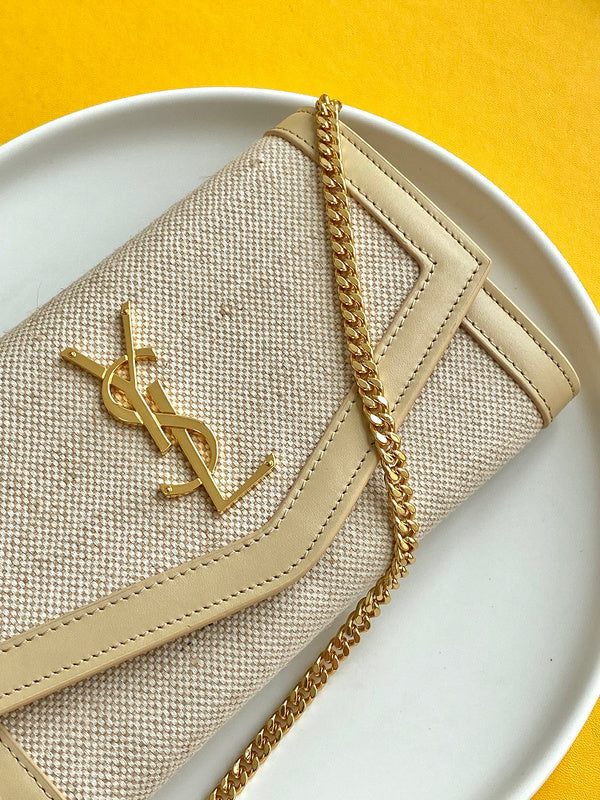 Amelia - YSL Bag - 4133
