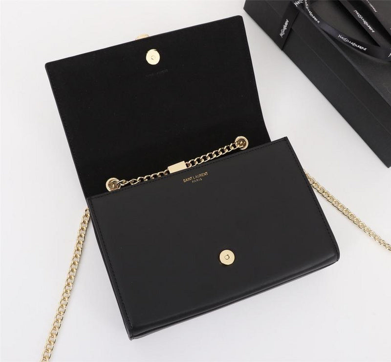 Amelia - YSL Bag - 2580