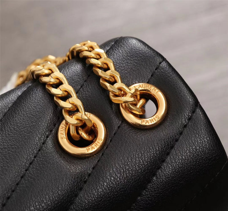 Amelia - YSL Bag - 3869