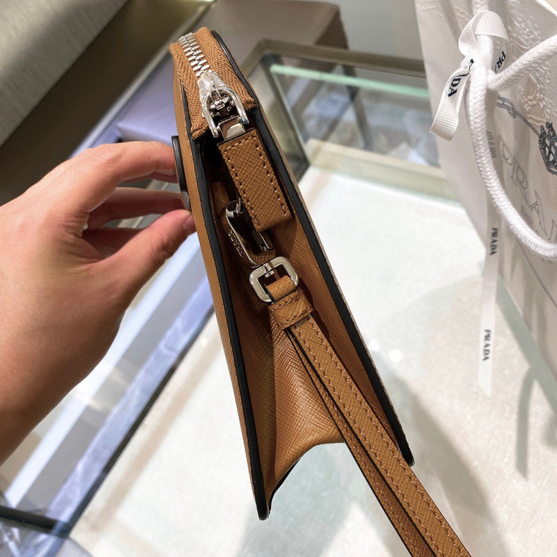 Amelia - PD Wallets - 005