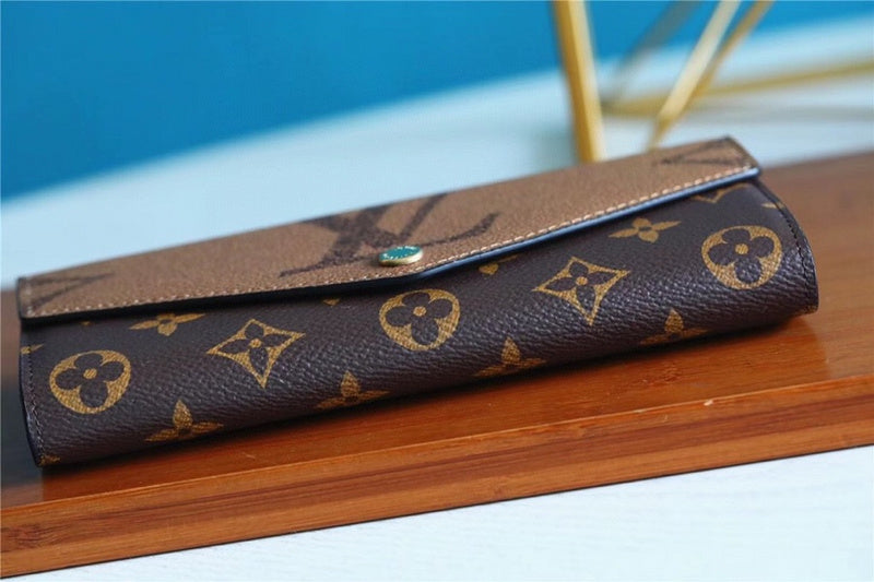 Fan Fashion Lu-Vi bags - 8919