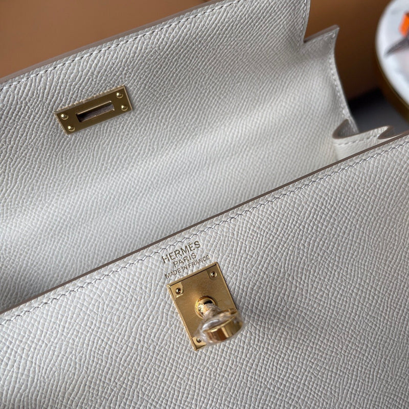 Amelia - HMS Bags - 1526