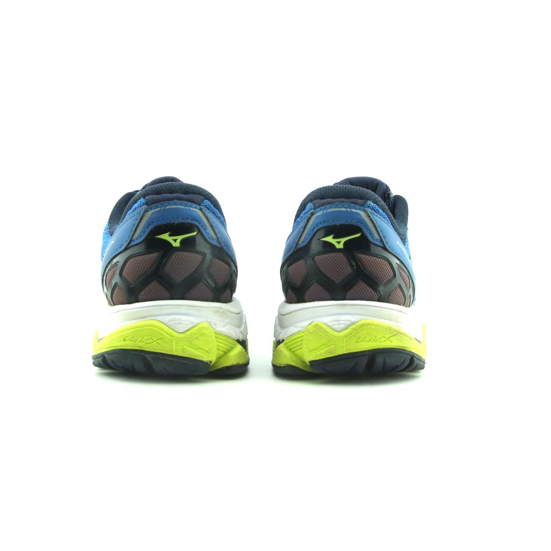 MIZUNO WAVE HORIZON
