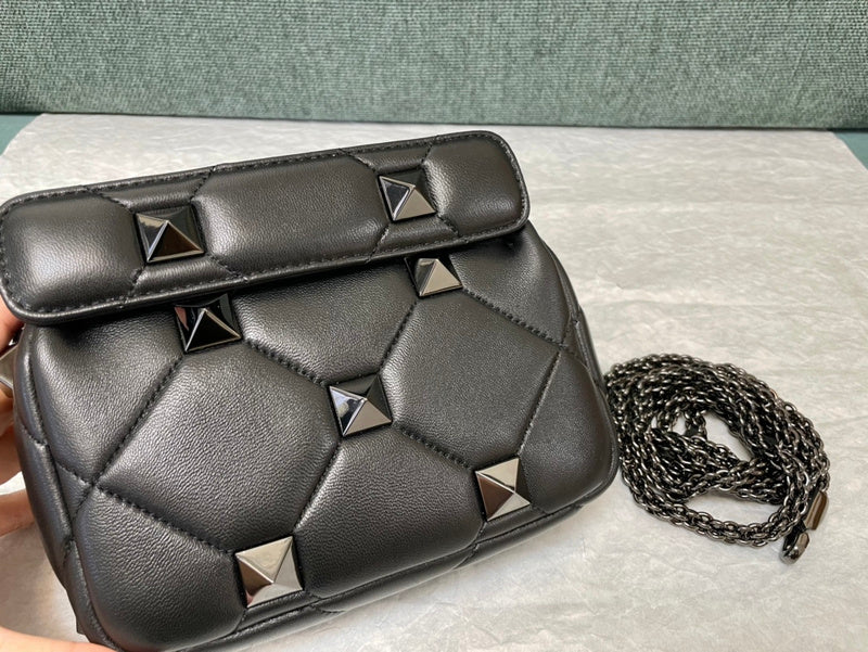 VAL LUXURY BAGS - FOR FASHION LOVERS  AFFORDABLE LUXURY BAGS- 549