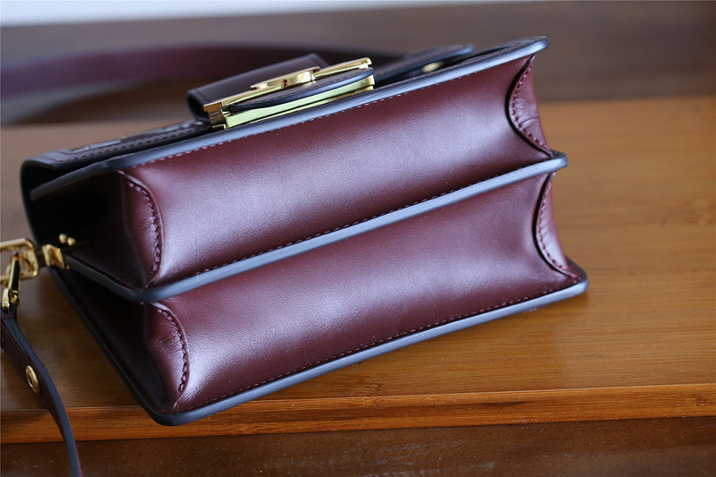 Fan Fashion Lu-Vi bags - 8125