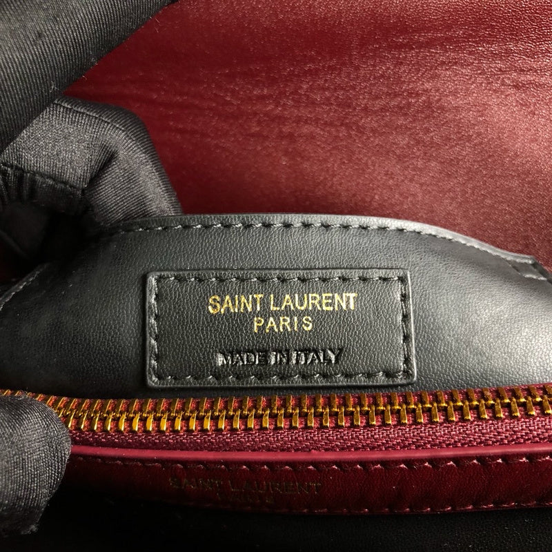 Amelia - YSL Bag - 2255